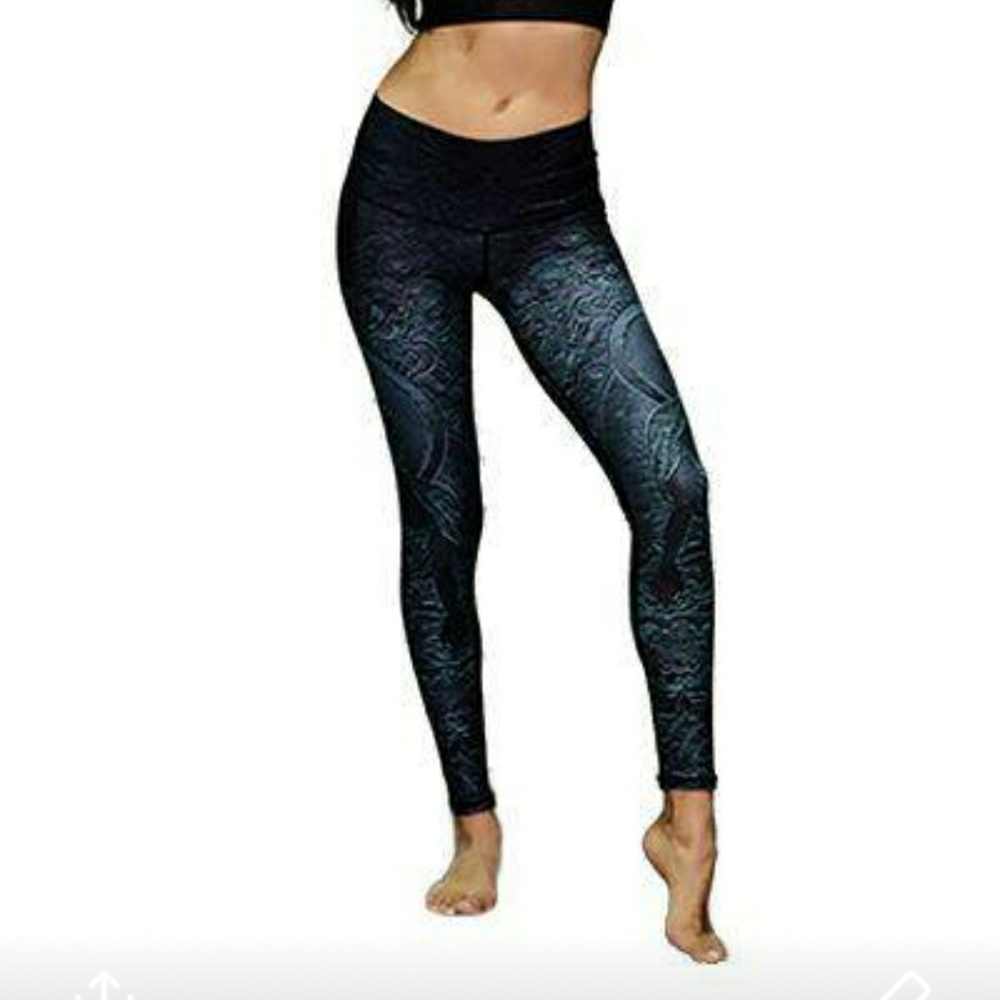 NWT Niyama Sol Barefoot Leggings XL